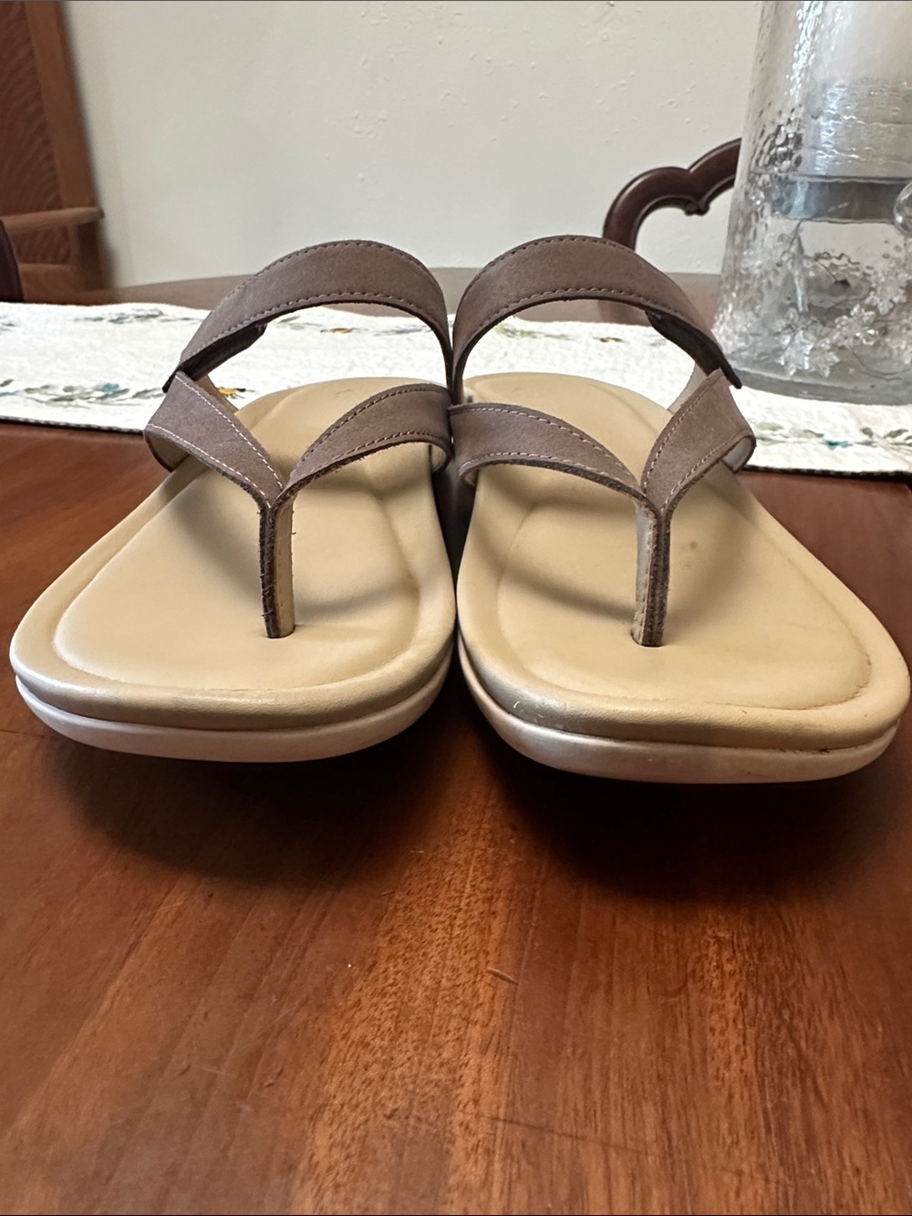 Abeo Oasis Thong Sandals - Picture 3 of 6